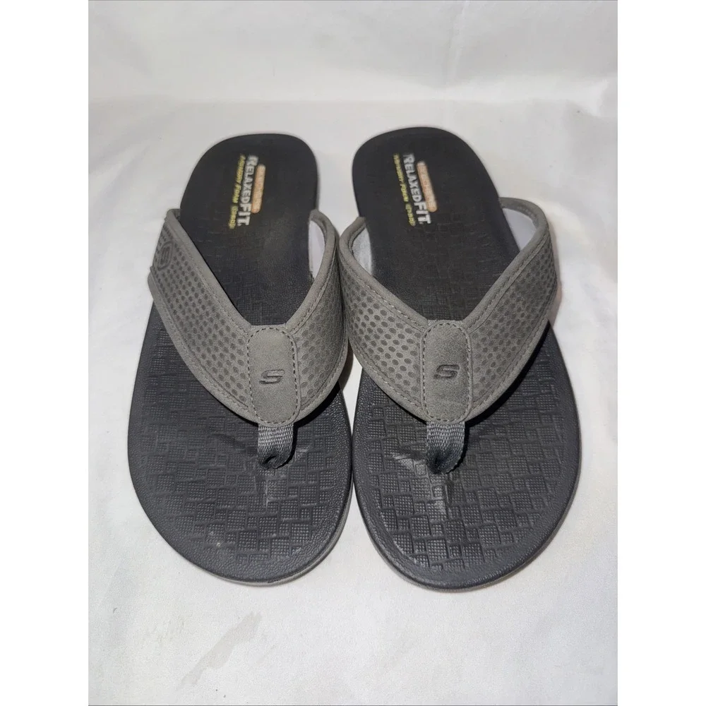 Skechers‎ Sandals Mens 9 Relaxed Fit Flip Flop Gray Toe-Post Comfort Casual Flat